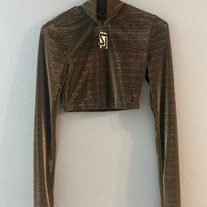 Shane Justin 2 piece in gold